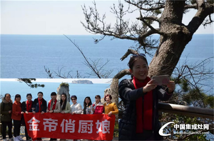 好消息！山西運(yùn)城金帝客戶抽中奧迪帥車一輛！